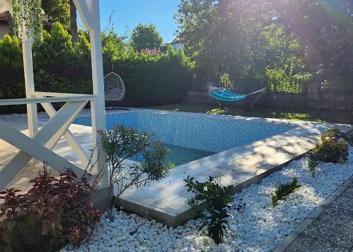 Vakantiehuis Kayi Kottage In Peaceful Calis Few Minutes From Calis Sunny Fethiye